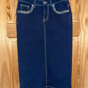 Chic Dark Blue Denim Pencil Skirt